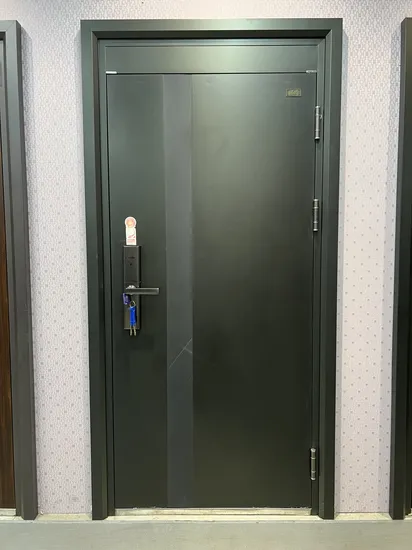 Moderna porta d'ingresso di sicurezza impermeabile per una maggiore protezione della casa